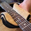 MN241: 2 'n 1 Beyond Plush Players Cloth cloth cleaning guitar neck