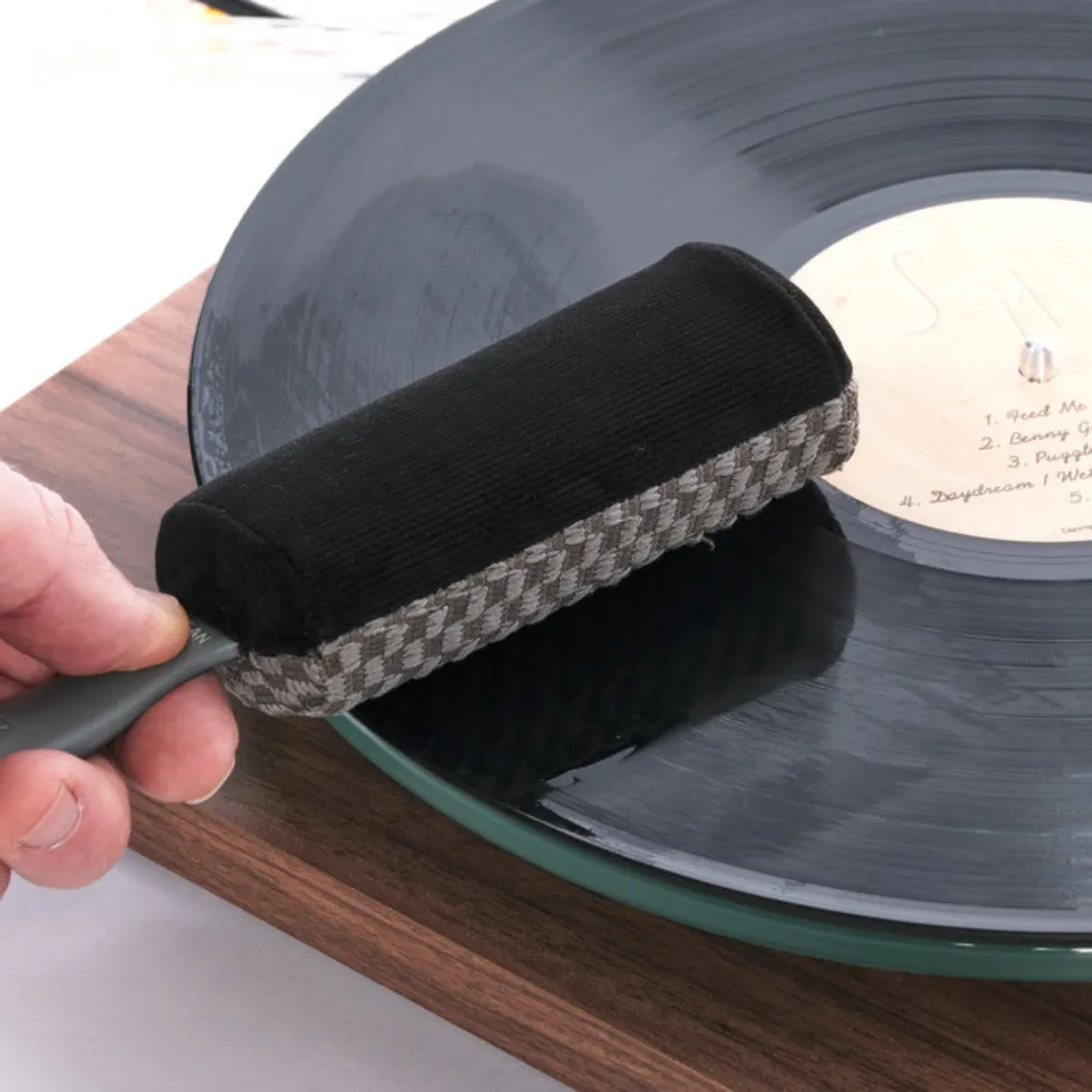 9 Vinyl Record Drying Brush